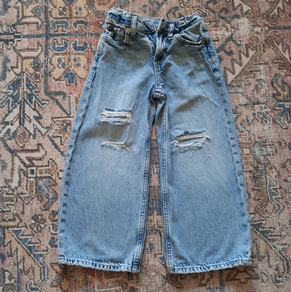 Gap size 5 low rise stride wide jeans